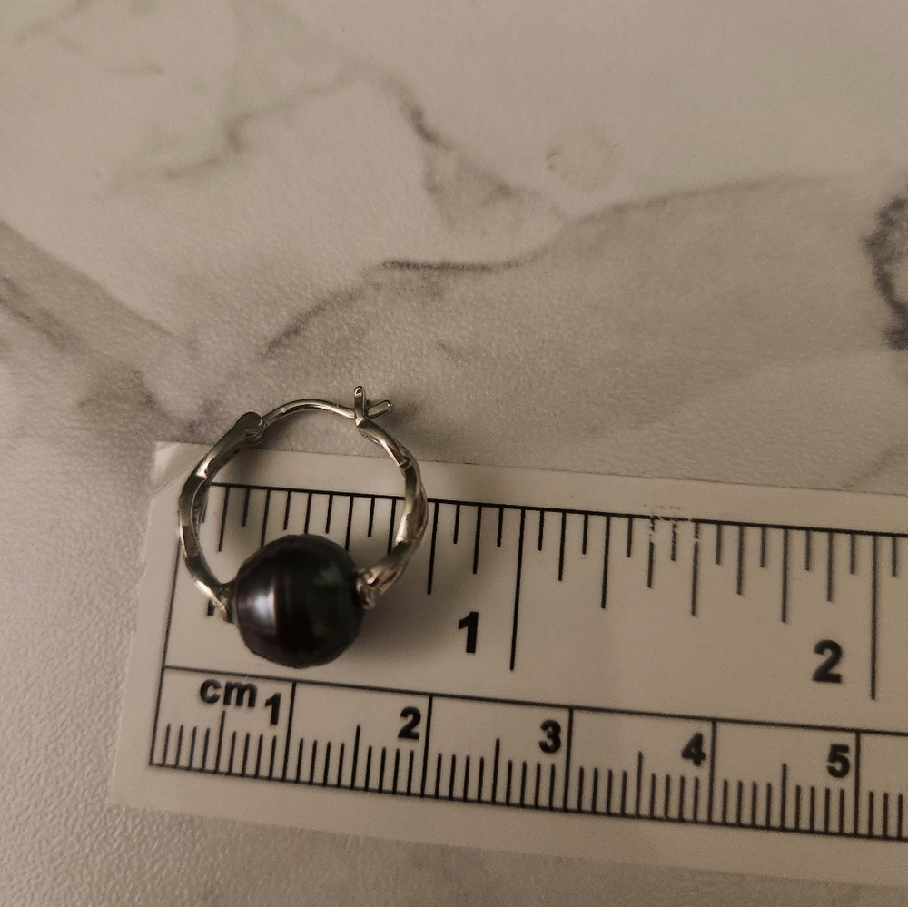 9mm Cultured Tahitan Pearl W/ .14 ctw Round White Topaz Rhodium Over S/S Earring - Picture 5 of 6